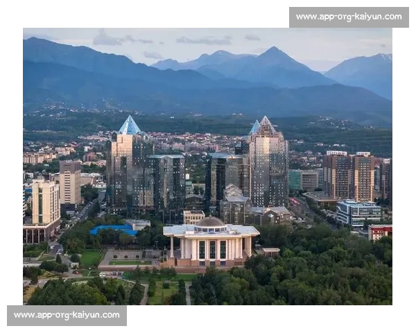 峰会前夕探秘阿斯塔纳中轴线：见证中亚合作新地标