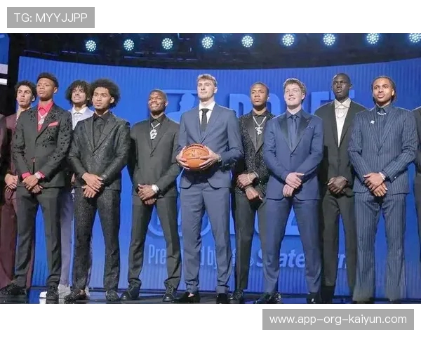 NBA选秀大会：热门新秀与球队选秀权分析_20260526125608